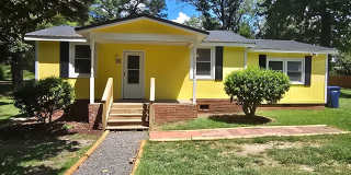 Newly Renovated 3 Bedroom, 2 Bath Home in the Heart of Sanford- Minutes from Sanford! Gallery 1
