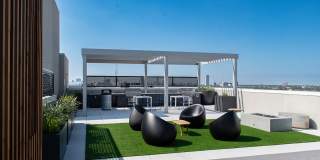 UNITi Montrose Gallery 31