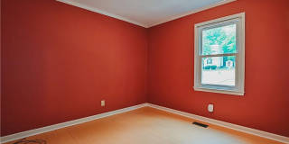 Room in 3 Bedroom Home at Sanderson Dr Gallery 11