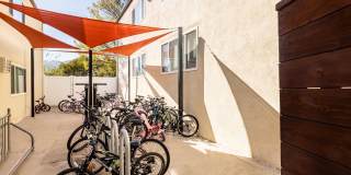 The Summit at La Crescenta Gallery 19