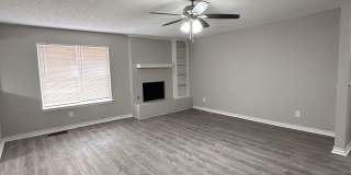 4700 Clendon Way Gallery 2
