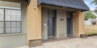 308 St Louis unit: 107 Gallery 4