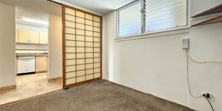 1676 Ala Moana Boulevard #110 - 110 Gallery 21