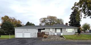 3 Bedroom Orchards Home with a View Gallery 1