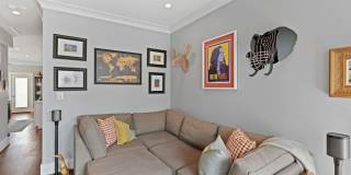509 FRANKLIN Street NE Gallery 4