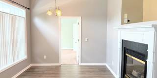 Beautiful Mirror Lake Home for Rent! Beautiful Mirror Lake Home for Rent! Gallery 10