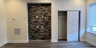 2430 CARPENTER STREET Gallery 6