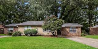 159 Hummingbird Avenue Gallery 1