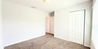 Spacious 4BR Home with Large Fenced Yard & Community Pool Gallery 28