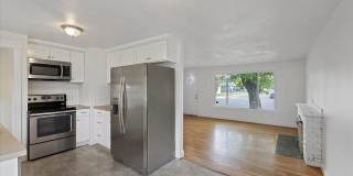 Warm & Welcoming Home in Spokane – Great Location on W Bismark Ave Gallery 3