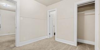 3 Bedroom 1 Bath 2 Stall Detached Garage Gallery 14