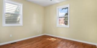 118 Lehigh Ave, Apt 1 Gallery 16