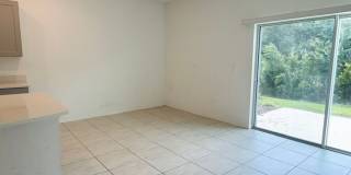 Modern 3 Bed / 2.5 Bath Townhome – Move-In Ready Gallery 10