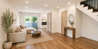 2449 N Beachwood Dr Gallery 1