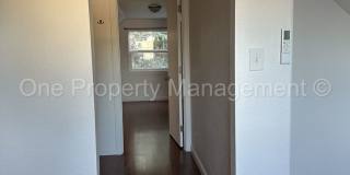 Renovated 3+ Bedroom Charmer Near Downtown Gallery 20