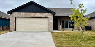New built located in Beacon Pointe area!!! Canyon school District 3/2/2 Gallery 1