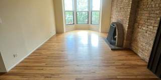600 W Surf Gallery 2