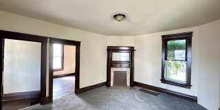 413 Bartram Ave Gallery 19