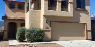 4 bedrooms, 3.5 BATHROOMS home, 2 Primary Suites! Gallery 1