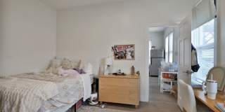 Massive Newly Renovated 11-Bedroom House on E. 14th  – Prime Campus Location! Gallery 25