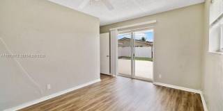 949 SE 10th Ct Gallery 25