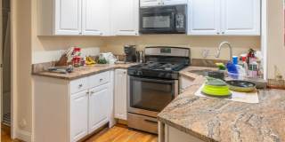 Welcome to Egmont/ Saint Paul! #1 Most Popular Choice Among BU Off-Campus students! Ht/HW Included Gallery 1