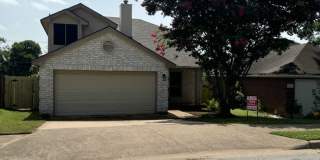 VERY CLEAN!!! Well maintained, Updated Austin's Colony 4 bedroom 2.5 bath home w/granite, faux wood floors & designer touches Gallery 1