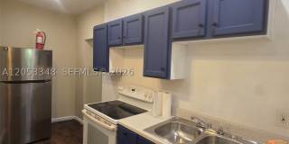1008 N 18th Ct Gallery 17