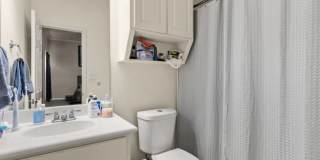 5 bed 4 bath near campus! Gallery 10