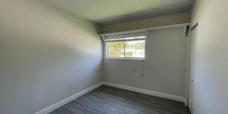 701 SE 4th Street Gallery 24