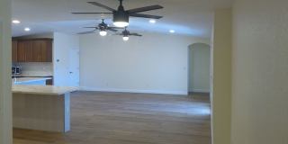 Stunning Lake Havasu Rental 4 BR/ 3BA Pool Home Backing to Park Gallery 5