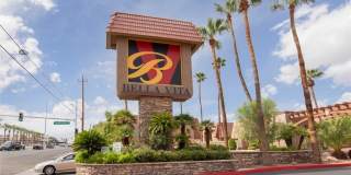 4980 INDIAN RIVER Drive Gallery 1