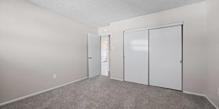 1305 Estes Street Gallery 13