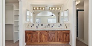 3BR/4BA Professional Retreat with Private Desert Oasis Gallery 25