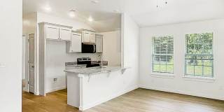 Move-In Ready 3-Bed Duplex in Lawton - Pet Friendly Gallery 1