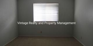 Ready To Go! Very Nice 2 bedroom Condo!!! Gallery 13