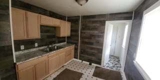 2-bedroom, newly remodeled home on Flint's Southwest side. Gallery 9