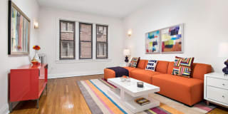 632-42 West Addison Street Gallery 10