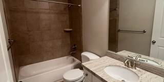 End-Unit Sleepy Ridge Townhome Gallery 11