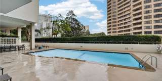 10433 Wilshire Boulevard Gallery 34