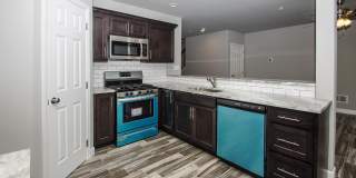 515 ELM Street Gallery 7