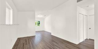3385 Northeast 10th Street Gallery 3