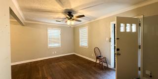 1027 Waring Road Gallery 6