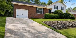 2712 Fair Oak Court Gallery 1