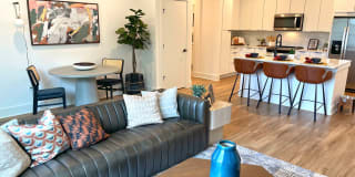 Spectator Atlanta Gallery 21