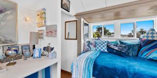 Ever dreamed of living under the sea?! Gallery 31