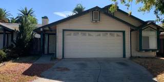 Love Where You Live - 2 Weeks Free Rent! Beautiful Home in Turlock Gallery 1