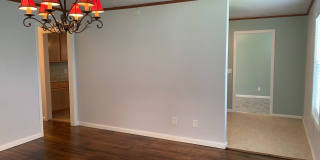 1462 N College Ave. Gallery 3