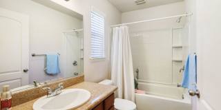 3 BED 2.5 BATH TOWNHOME IN THE VILLAGES OF SHASTA VIEW GARDENS Gallery 14