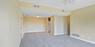 40 Club House Dr Gallery 6